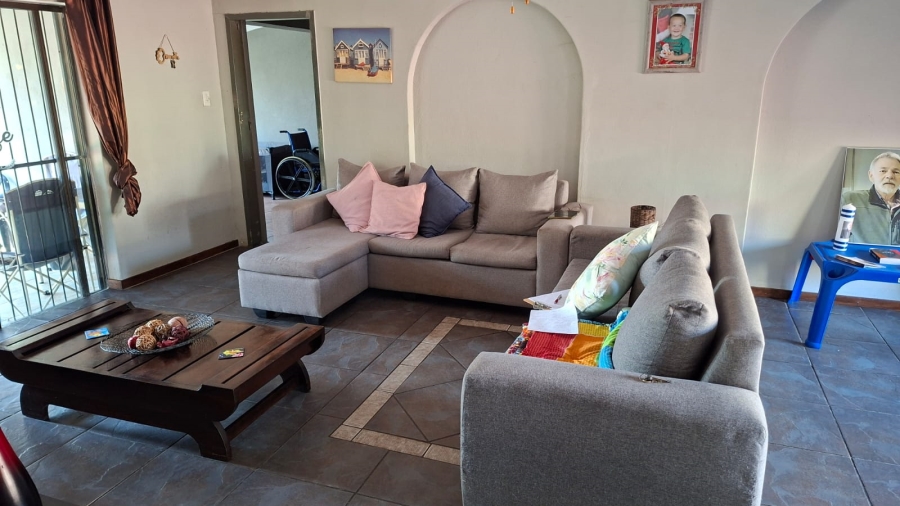 4 Bedroom Property for Sale in Bodorp North West